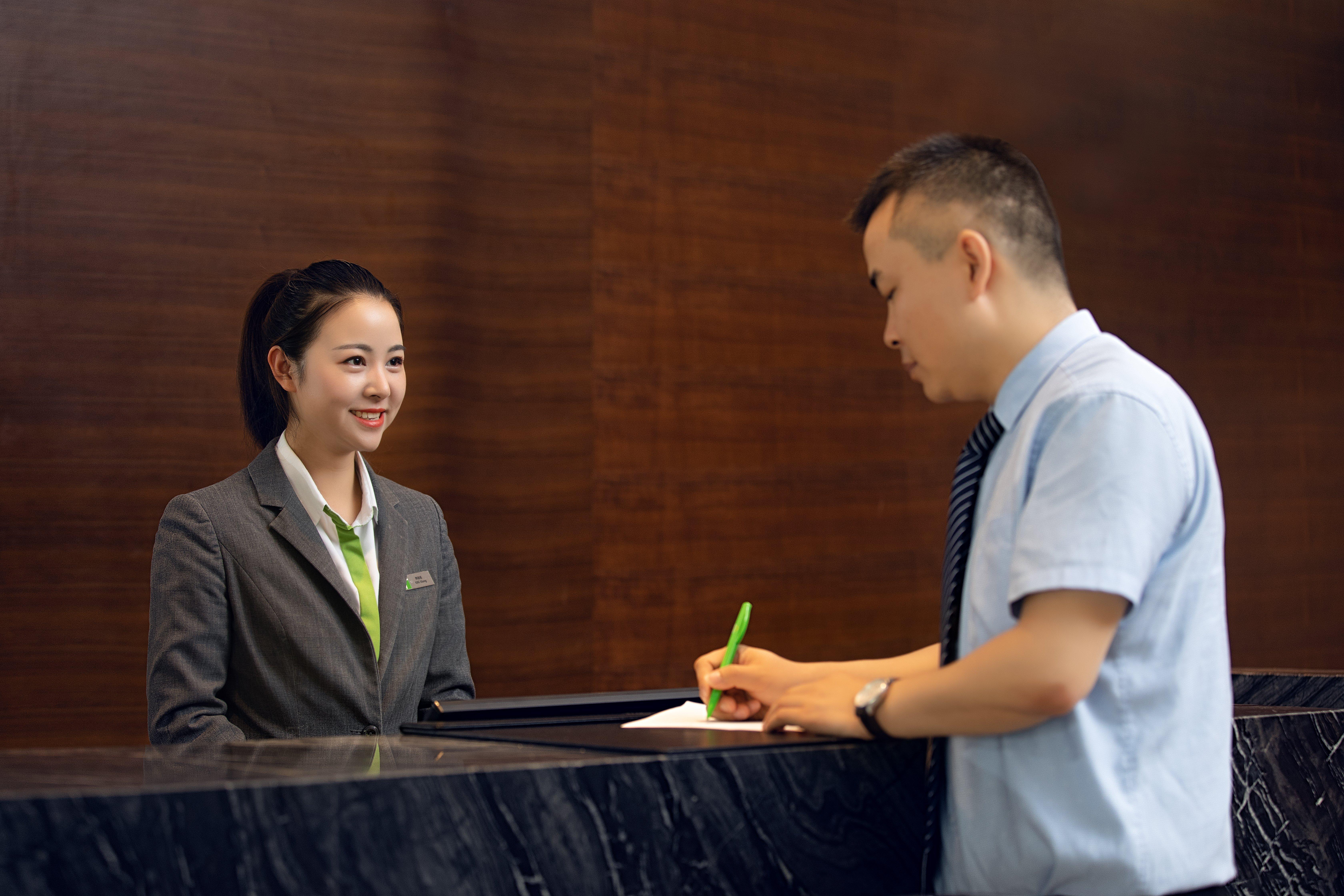 Holiday Inn Baoji Central, An Ihg Hotel Exterior foto